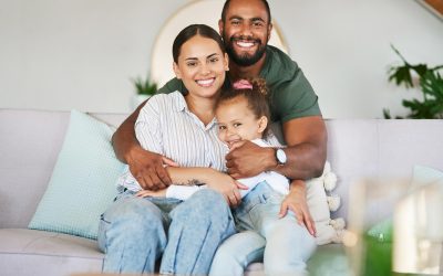 20230507070805_[fpdl.in]_cuddling-up-carefree-day-portrait-happy-family-relaxing-together-home_590464-54149